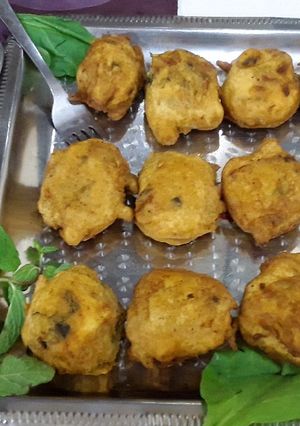 A picture of Hariyali Paneer Pakoda.