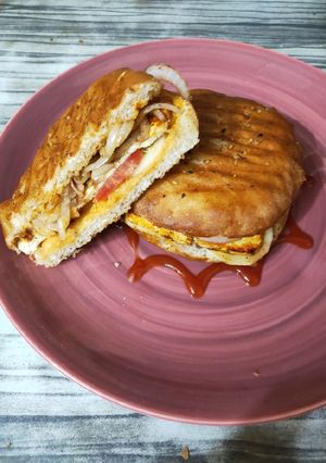 A picture of Paneer burger.