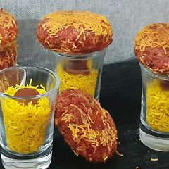 A picture of Beetroot Sev Cutlet.