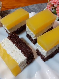 Túrós-narancsos szelet cukor és búzaliszt nélkül recept fotója