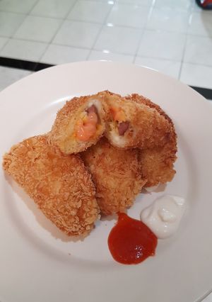 Foto resep Pastel Roti Sosis Mayo Pedas