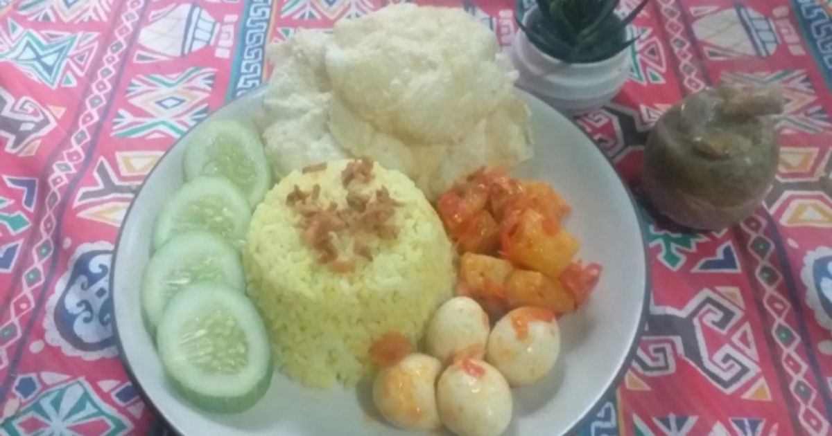 Nasi Kuning Rice Cooker