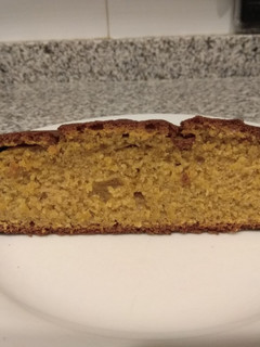 Una foto de Bizcocho de avena y manzana sin leche