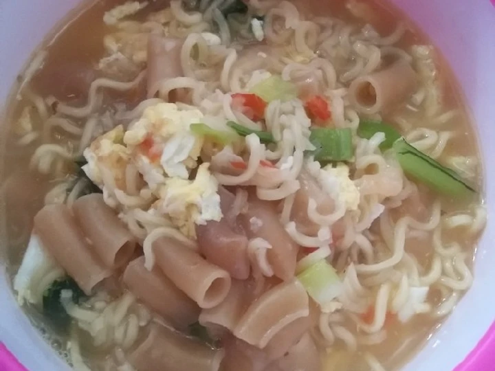 Langkah Gampang Menyiapkan Resep Sebelak mie kuah pedas yang Sempurna Anti Ribet, Lezat Sekali