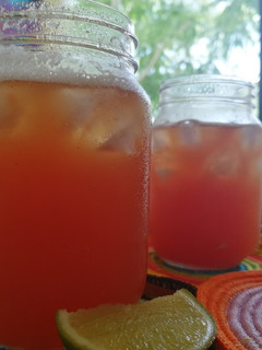 Una foto de Cerveza playera🍺🍅🍋