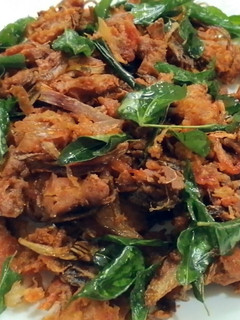பேக்கரி ஸ்டைல் சுவையான மொறு மொறு வெங்காய பகோடா (Venkaaya pakoda recipe in tamil) செய்முறை முக்கிய புகைப்படம்