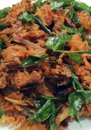 பேக்கரி ஸ்டைல் சுவையான மொறு மொறு வெங்காய பகோடா (Venkaaya pakoda recipe in tamil) செய்முறை முக்கிய புகைப்படம்