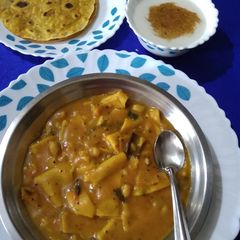 A picture of Dal Dhhokali.