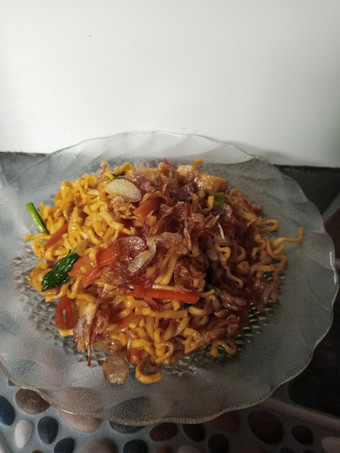 Langkah Mudah untuk Menyiapkan Mi goreng telur Istimewa