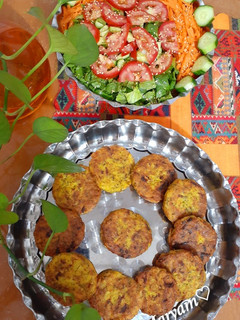 عکسی از دستور کوکو سیب زمینی آب پز