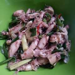 Tumis cumi asin রেসিপির প্রধান ছবি