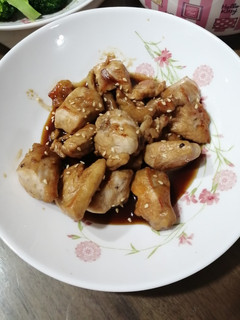 醬燒雞胸肉(簡單煮) 的食譜成品照片