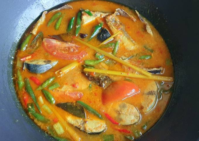 Resep Pindang Kuning Ikan Tongkol Oleh Mrs Wijen Cookpad