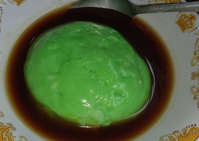 Langkah Mudah untuk Menyiapkan Bubur sumsum pandan kuah kinca yang Menggugah Selera