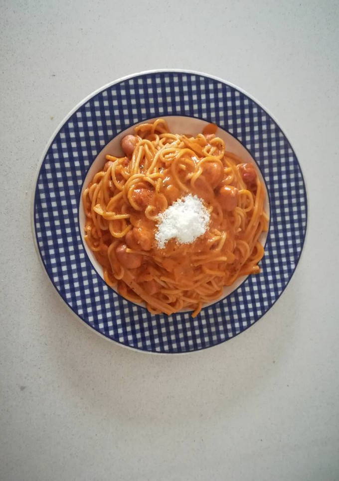 Una foto de Spaghettis rústicos en salsa de tomate suave (Olla Gm g)
