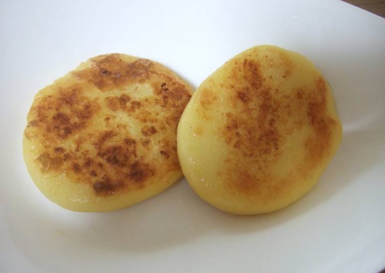 Steps to Make Favorite Potato Mochi