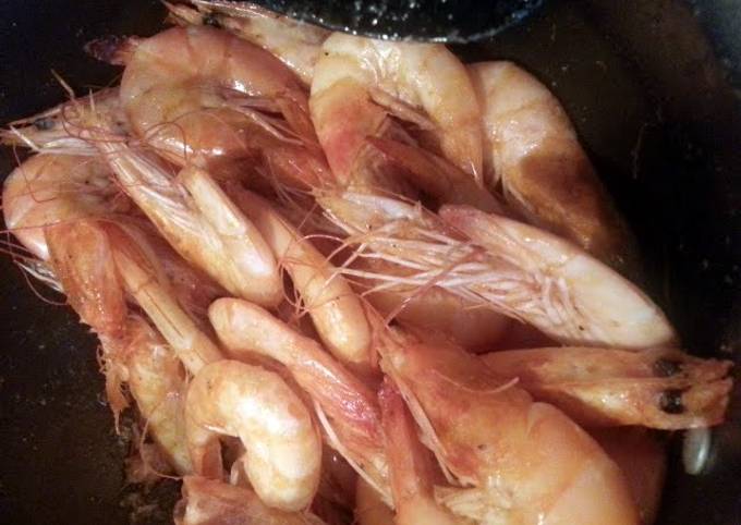 Sauteed Shrimp (vinegar & garlic-butter dipping sauce)