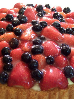 A picture of German Dessert: Strawberry & Blueberry Tart.