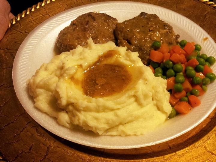 Simple Way Prepare Recipe Grandma&amp;#39;s Salisbury Steaks and Gravy that is So Delicious, Tasty}