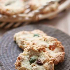 A picture of Simple Granola Cookies.