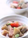 Fish Sausage Noppe'i Soup with Plenty of Root Veggies