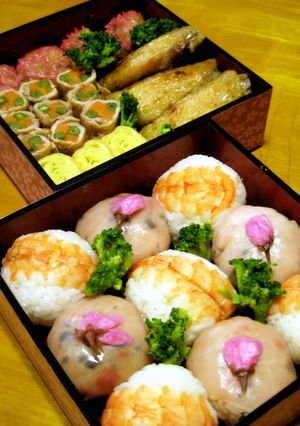 A picture of Bento for a Cherry Blossom Viewing Picnic.