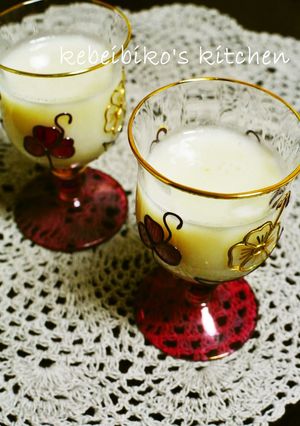A picture of Authentic Amazake Made with Rice-Koji in a Rice Cooker.