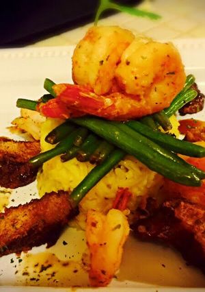 A picture of Ray"s Surf And Turf.