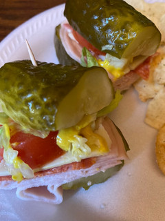 A picture of Pickle lovers sandwich.