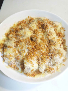 A picture of Baked Chicken Breast and Chicken Ramen with Mayonnaise.