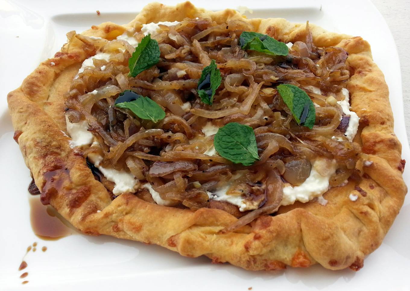 Caramelized Onion Cake