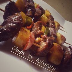 A picture of Potato beef kebab.