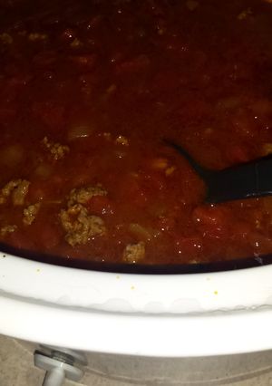 A picture of Slow cooker chili.