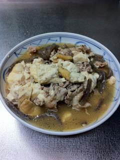 A picture of Delicious Simmered Meat and Tofu with Mentsuyu.