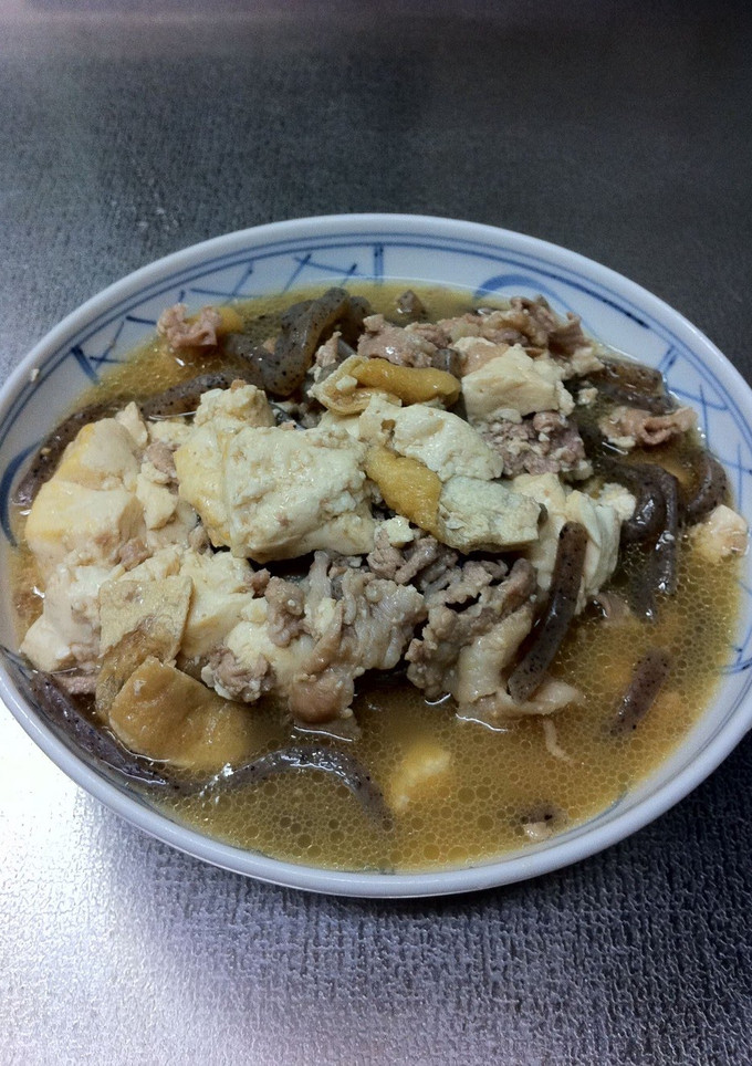 A picture of Delicious Simmered Meat and Tofu with Mentsuyu.