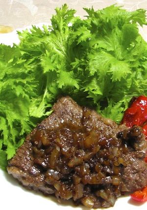 A picture of Beef Steak, Chaliapin Style.
