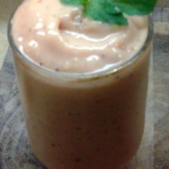 A picture of Mango Blueberry Mint Coolie.