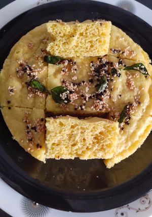 खमण ढोकळा.. (khaman dhokla recipe in marathi) रेसिपी चे मुख्य फोटो 