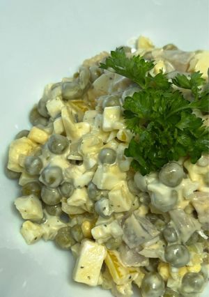 Фото Салат з копченої курки.