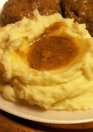 A picture of Mashed Potatoes (homemade).
