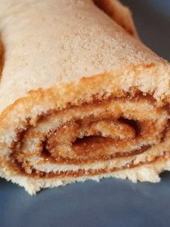 Una foto de Pionono con dulce de leche