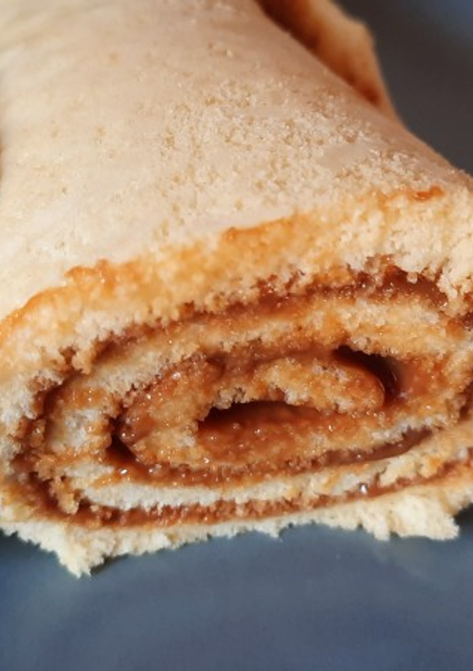 Una foto de Pionono con dulce de leche