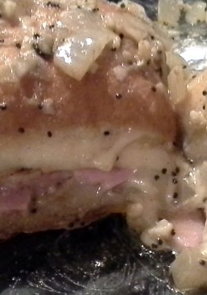 A picture of Hawaiian Ham & Cheese Sliders.