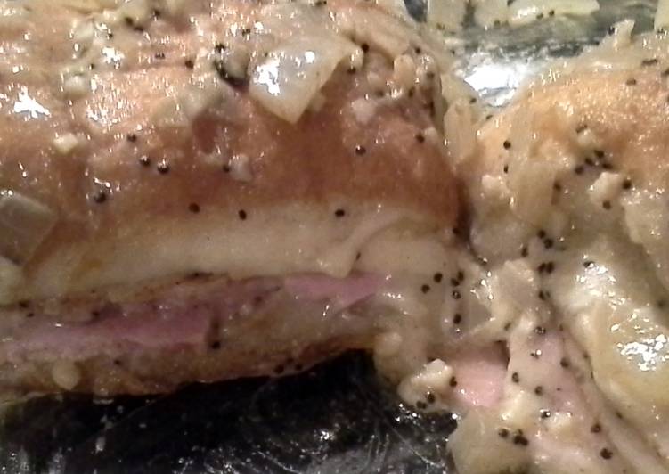 Easiest Way to Prepare Homemade Hawaiian Ham &amp; Cheese Sliders