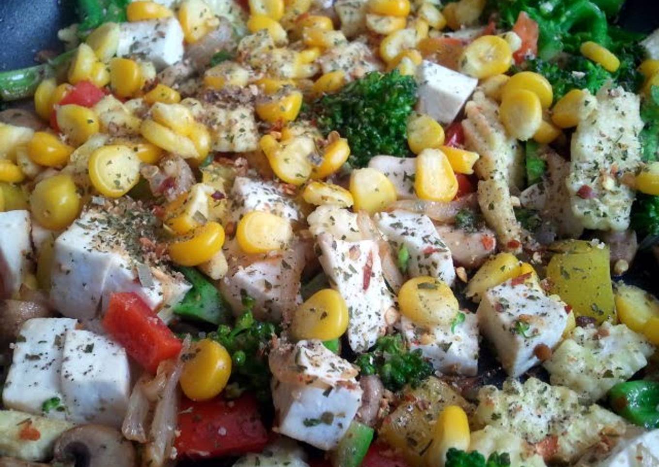 Mushroom, Corn and Brocli Salad