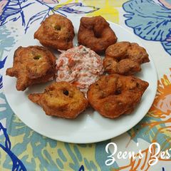 A picture of Medu Vadas with Fenugreek Greens and Spring Onions.