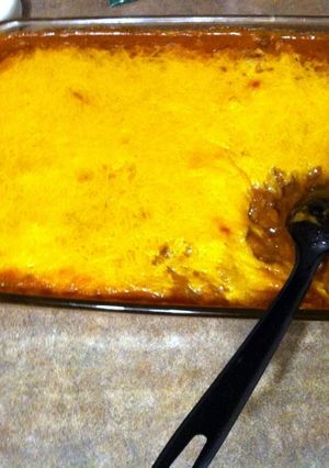 A picture of taco tater tot casserole.