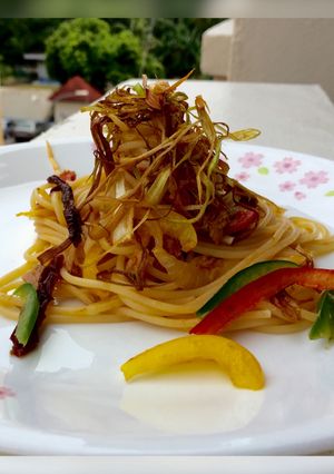 A picture of Tuna Spaghetti with SunDried Tomato and Leeks.