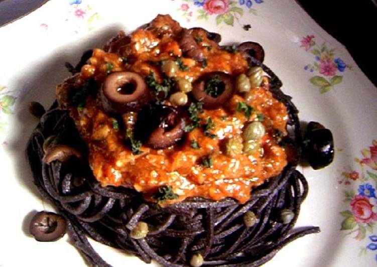 Easiest Way to Prepare Favorite Pasta alla Puttanesca with Handmade Black Pasta