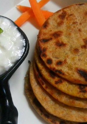 A picture of Stuff paratha of Besan Aloo.